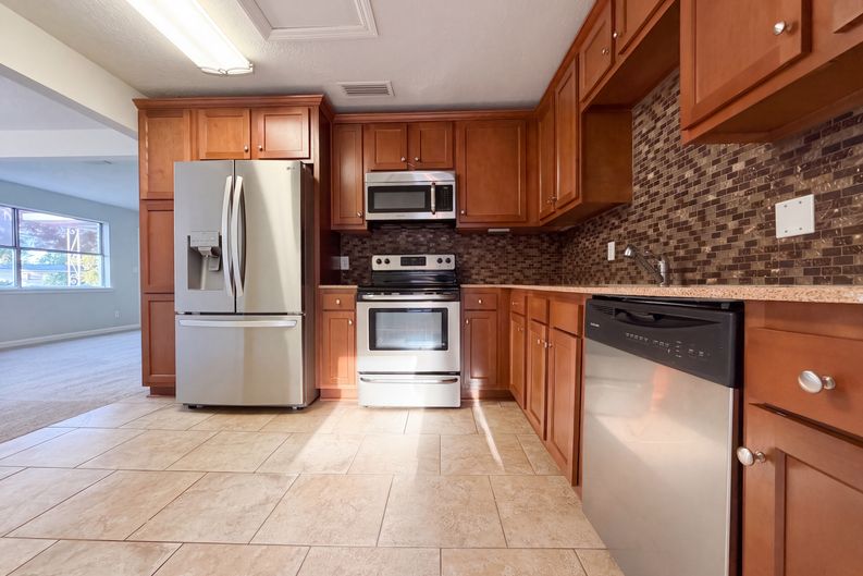 Photo 23 of 26 of 6535 Lou Dr N, Jacksonville, FL