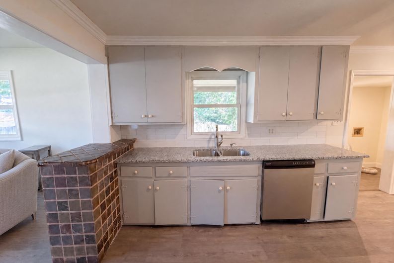 Photo 13 of 17 of 1610 Martin Ave, Gastonia, NC