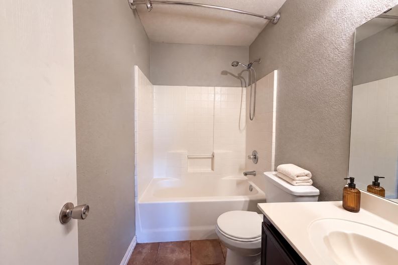 Photo 15 of 21 of 4609 Oxford Dr, Killeen, TX
