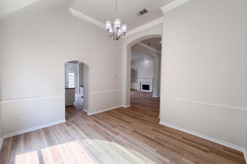 Photo 10 of 31 of 1221 Old Oak Trl, Flower Mound, TX