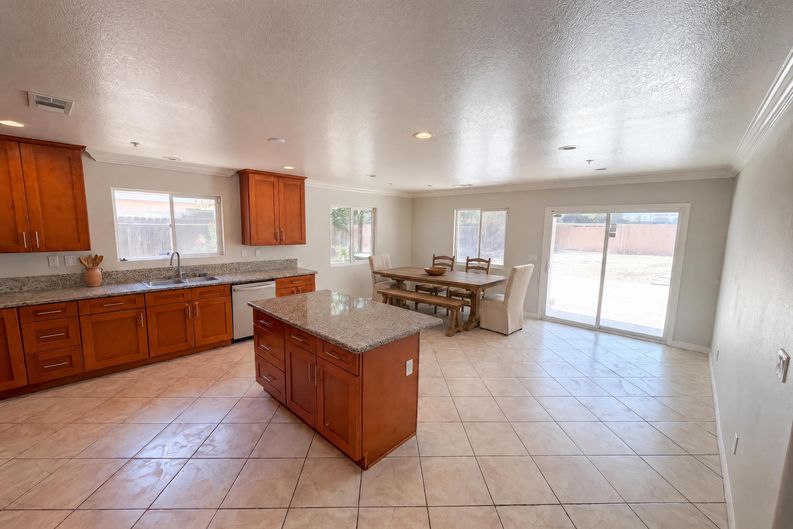 Photo 11 of 14 of 1774 7th St, Riverside, CA