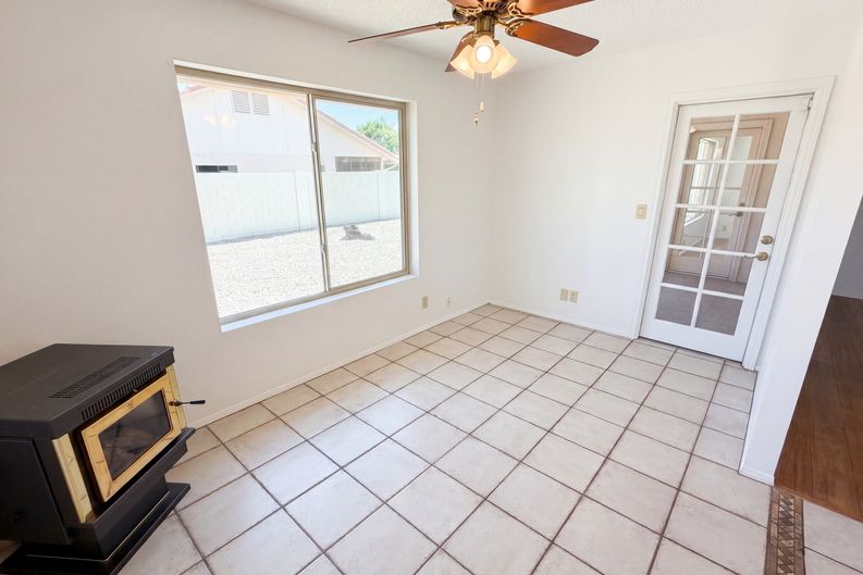 Photo 9 of 26 of 9207 W Kerry Ln, Peoria, AZ