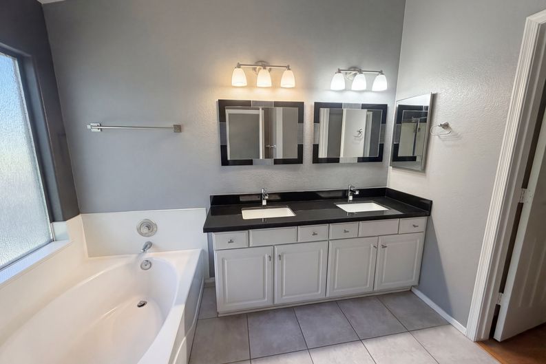 Photo 13 of 21 of 28825 N 45th St, Cave Creek, AZ