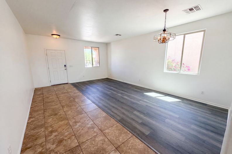 Photo 7 of 33 of 7411 W Alta Vista Rd, Laveen, AZ