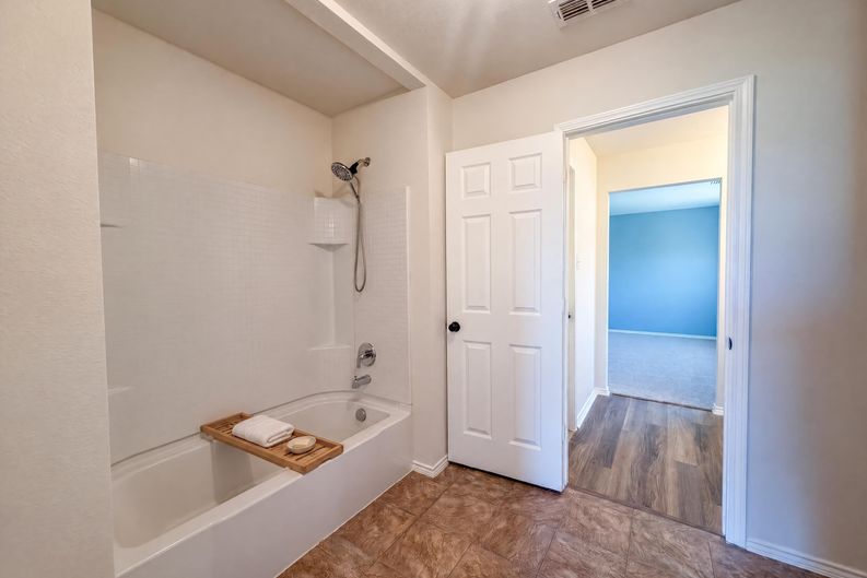 Photo 17 of 19 of 9000 Blackstone Dr, Aubrey, TX