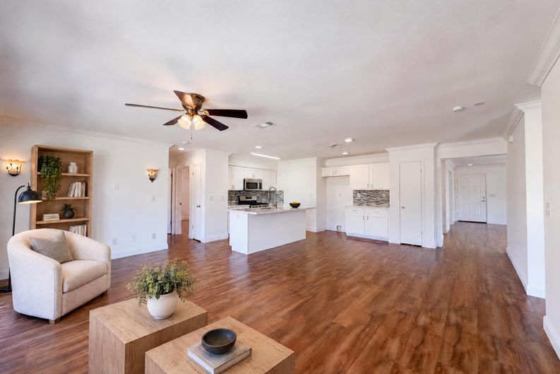 Photo 10 of 39 of 8460 Orchard Creek Way, Elk Grove, CA