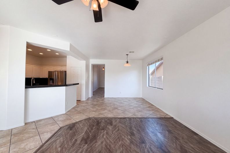 Photo 8 of 25 of 38034 N Hudson Trl, Anthem, AZ