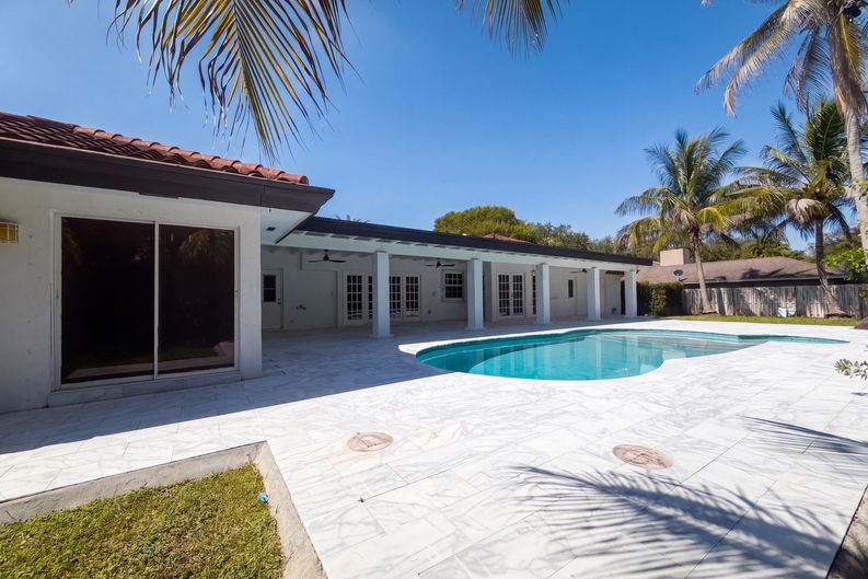 Photo 4 of 75 of 7745 SW 183rd Ter, Palmetto Bay, FL