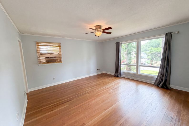 Photo 13 of 23 of 6456 Yorkshire Dr, Columbia, SC