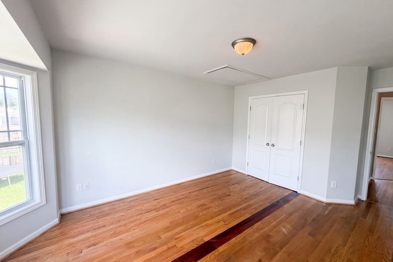 Photo 9 of 16 of 4034 Patriot Ridge Ct, Raleigh, NC