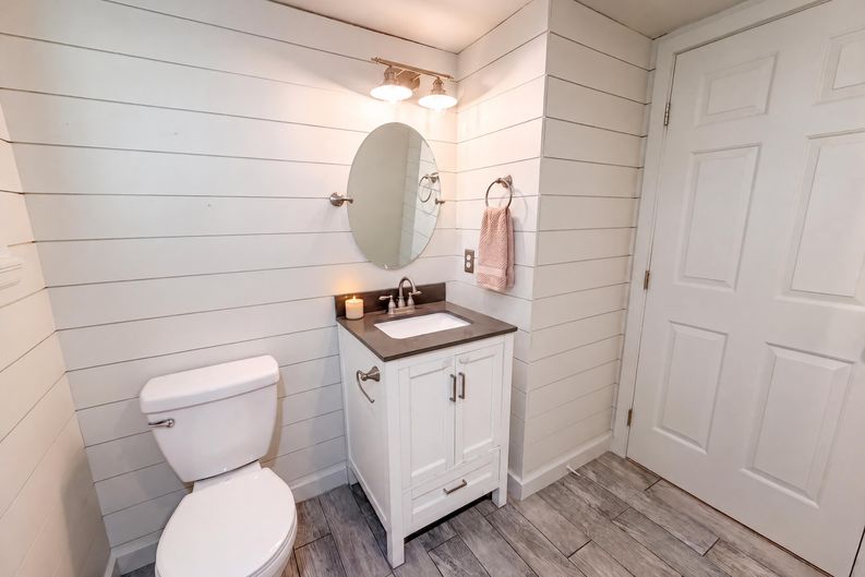 Photo 15 of 43 of 7447 S Ames Ct, Littleton, CO