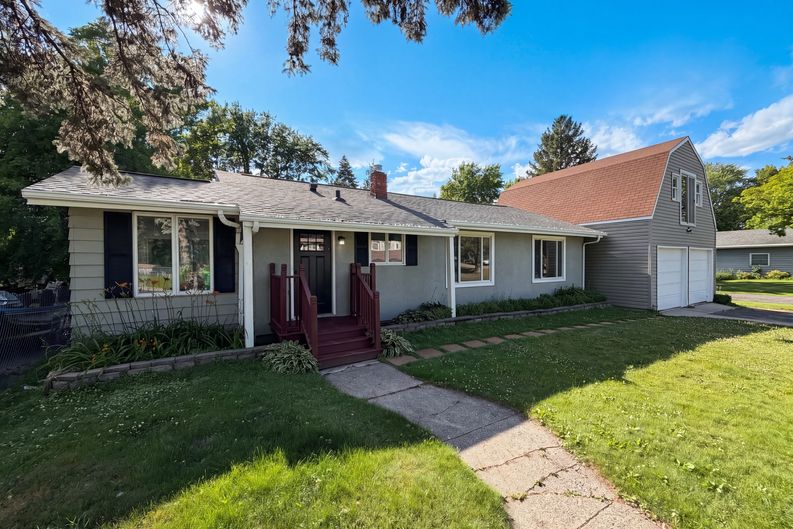 Photo 25 of 27 of 1695 Abell St, Maplewood, MN