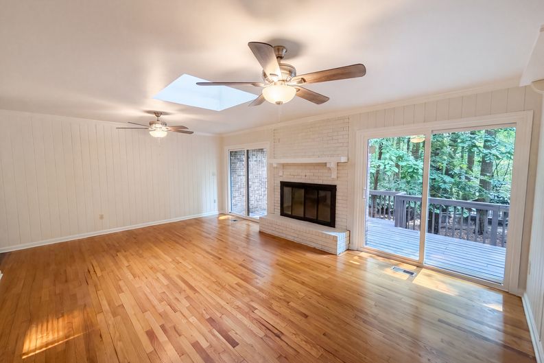 Photo 7 of 18 of 204 Boulder Bluff Trl, Chapel Hill, NC