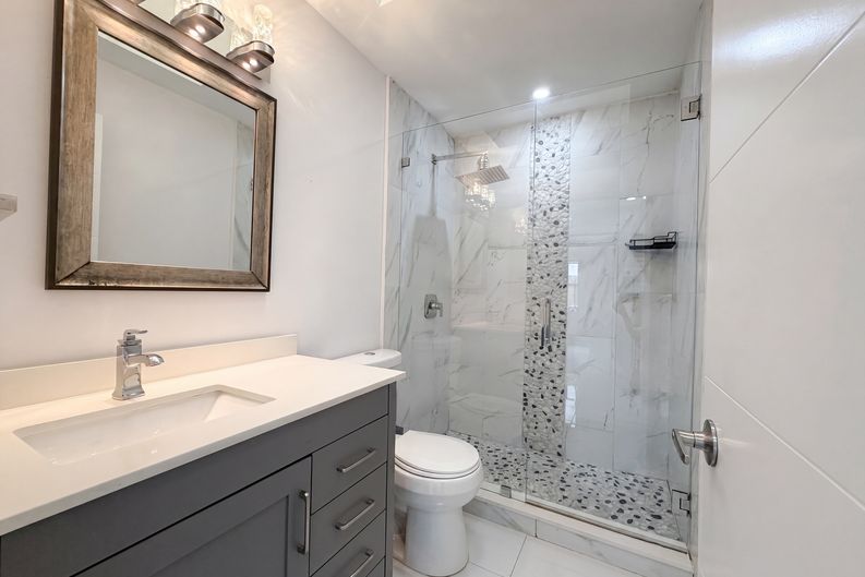 Photo 15 of 25 of 16571 SW 145th Ave, Miami, FL
