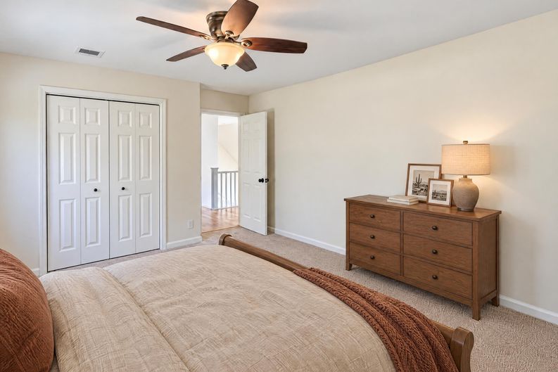 Photo 13 of 42 of 702 Lone Oak Dr, Pegram, TN