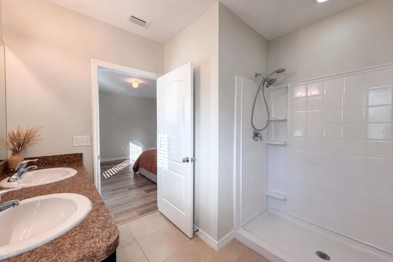 Photo 7 of 18 of 4269 Bramblewood Loop, Spring Hill, FL