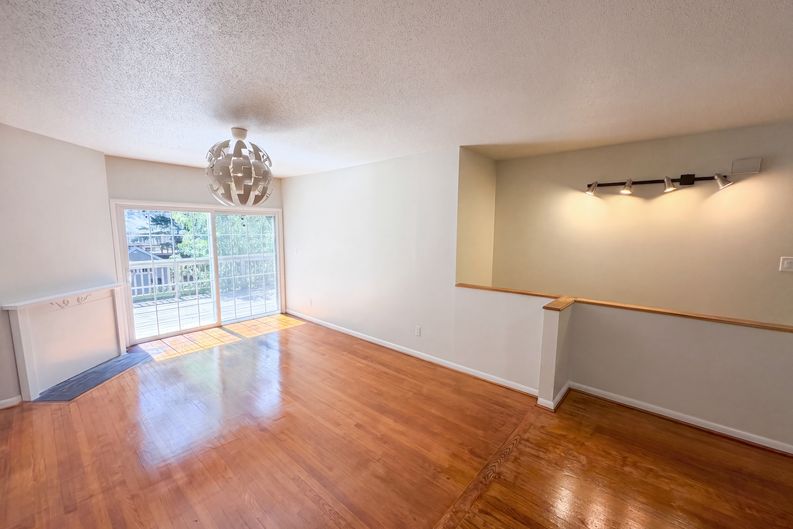 Photo 10 of 17 of 704 Green Ridge Dr, Raleigh, NC