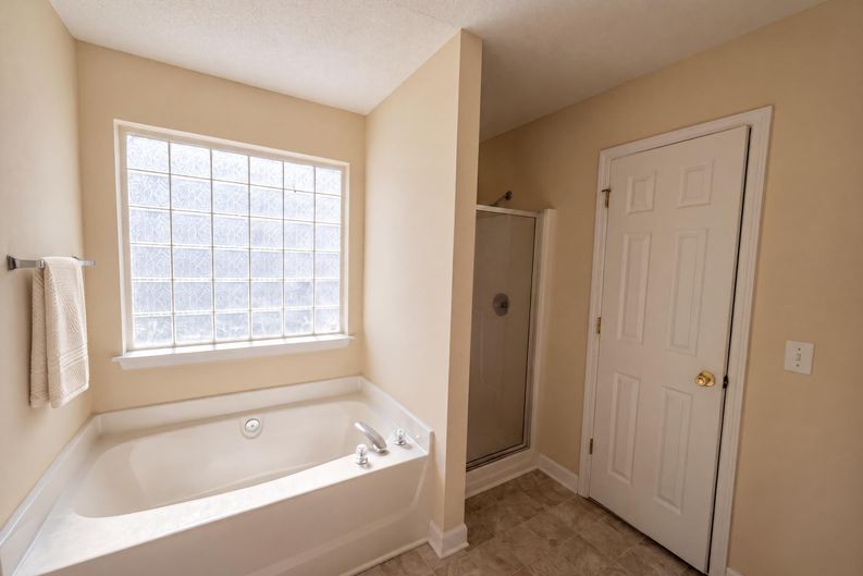 Photo 13 of 20 of 2749 Ramble Wood Ct, Rock Hill, SC