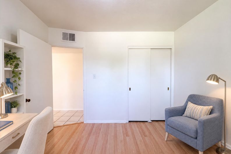Photo 12 of 21 of 1426 E Williams St, Tempe, AZ