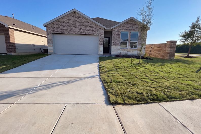 Photo 1 of 36 of 14824 Berkshire Way, San Antonio, TX