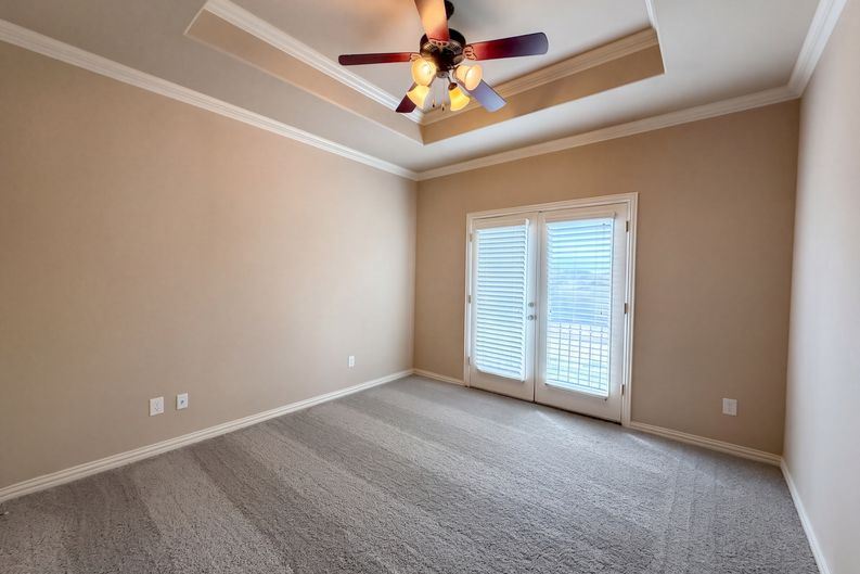 Photo 16 of 25 of 1119 Mallard Pointe Dr, Cedar Hill, TX