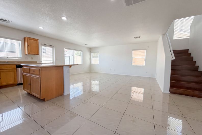 Photo 7 of 24 of 10506 Yuha Desert Ct, Las Vegas, NV
