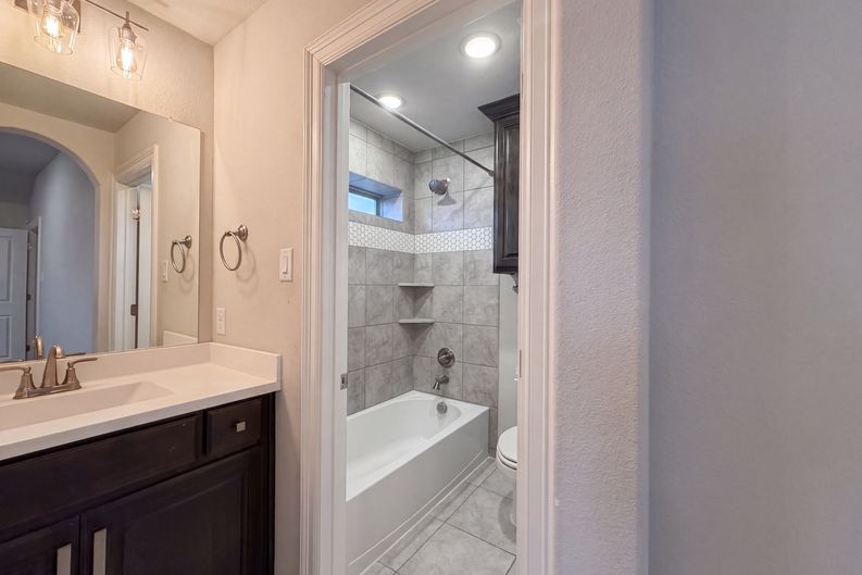 Photo 20 of 27 of 817 Shallow Creek Way, McKinney, TX