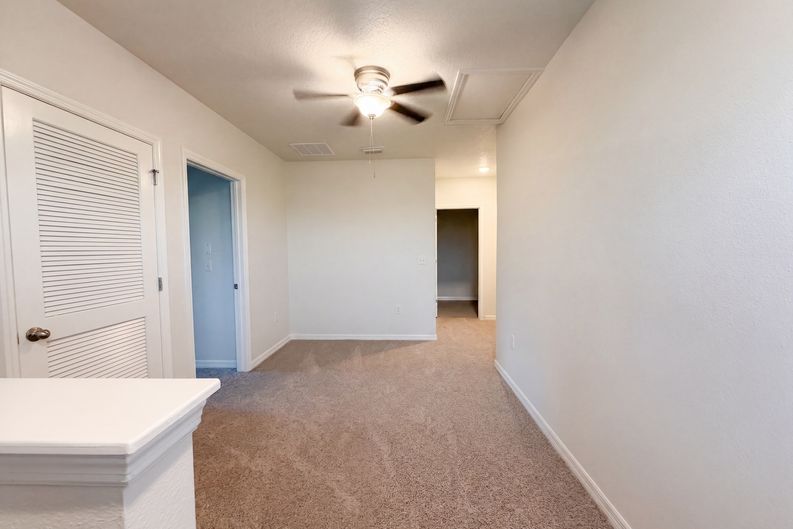 Photo 11 of 30 of 16805 Trite Bend St, Wimauma, FL