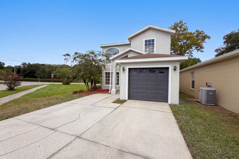 Photo 5 of 22 of 1611 Callie Ct, Apopka, FL