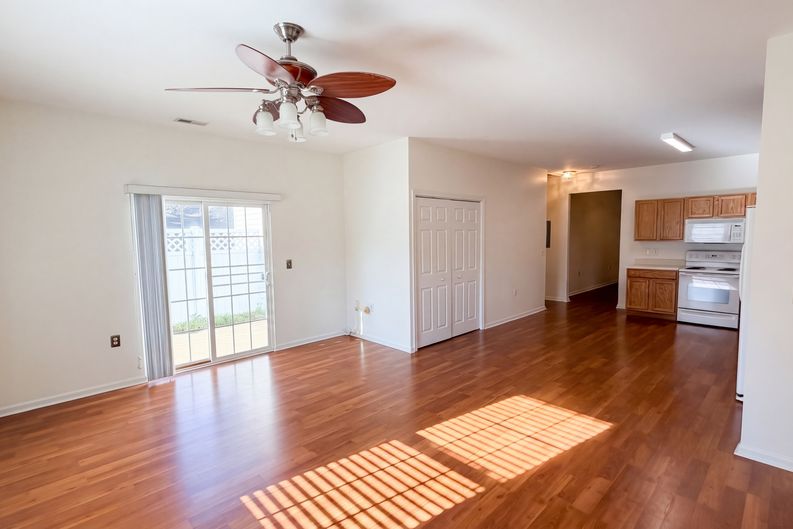 Photo 7 of 17 of 7175 Somerset Springs Dr, Charlotte, NC