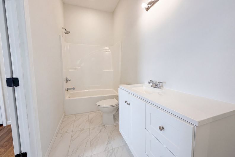 Photo 17 of 22 of 861 77th St S, Birmingham, AL