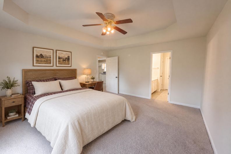 Photo 8 of 26 of 1201 Verkler Dr, Clarksville, TN