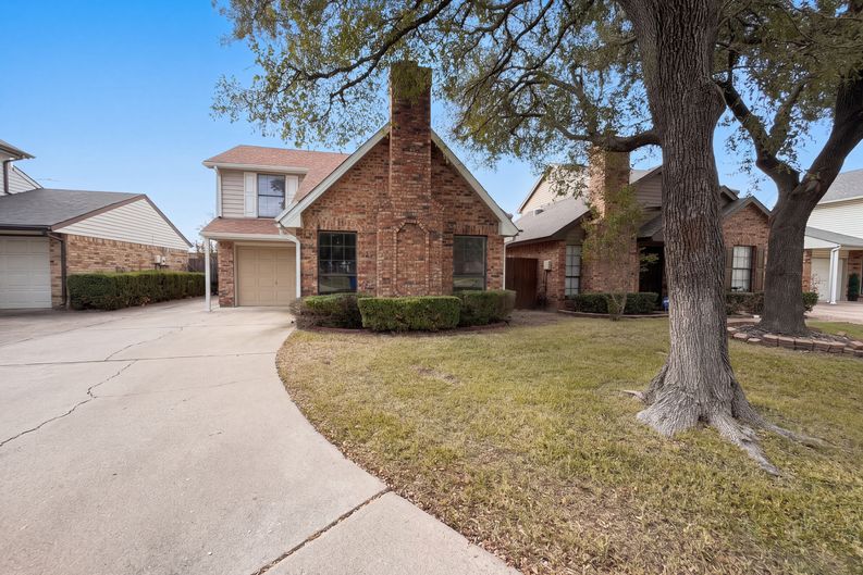 Photo 49 of 53 of 3326 Briaroaks Dr, Garland, TX
