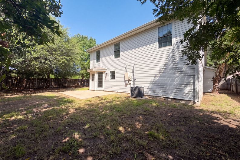 Photo 25 of 27 of 4300 Windwillow Ct, Fort Worth, TX