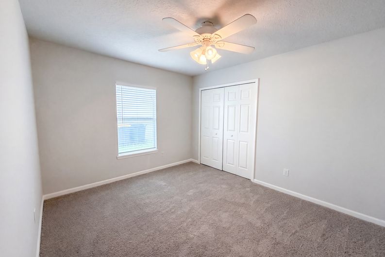Photo 14 of 22 of 6026 Fillyside Trl, Jacksonville, FL