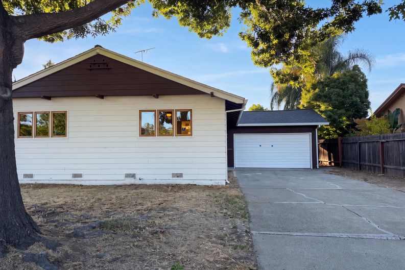 Photo 32 of 45 of 5351 Bonniemae Way, Sacramento, CA