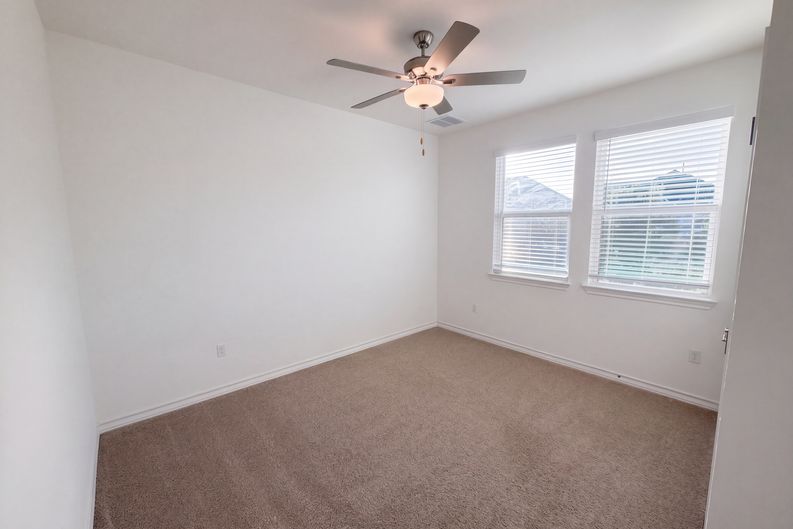 Photo 11 of 24 of 17325 Casanova Ave, Pflugerville, TX