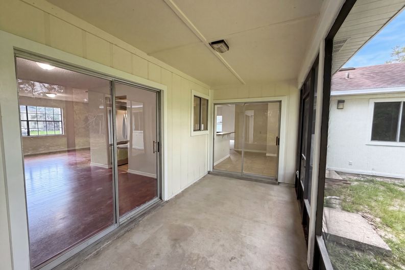 Photo 17 of 18 of 3143 Boxelder St, Deltona, FL
