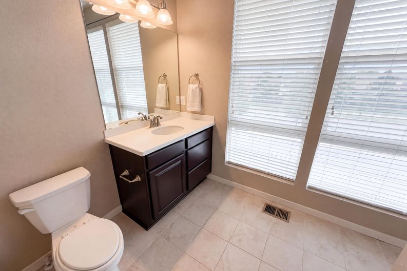 Photo 14 of 20 of 15738 E Broncos Pl, Englewood, CO