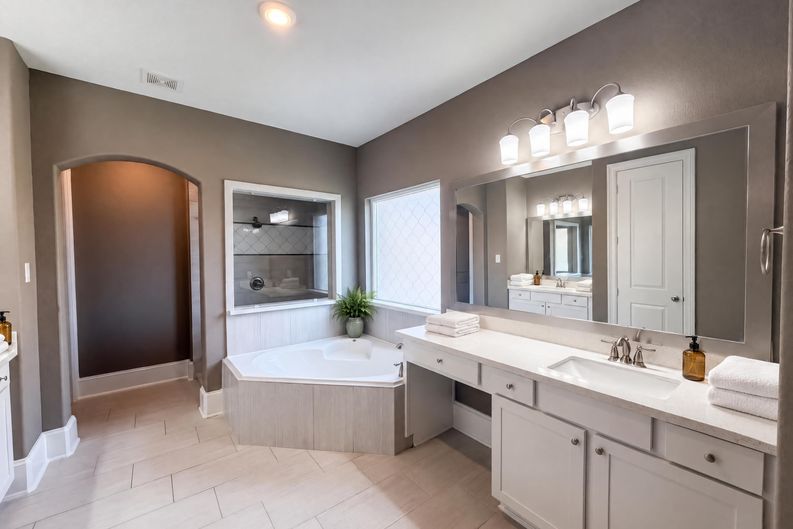Photo 8 of 24 of 6702 Terania Cir, Katy, TX