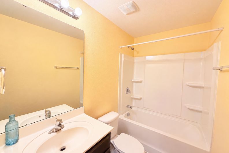 Photo 14 of 19 of 1578 Zeverly St, Winston Salem, NC
