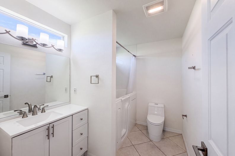 Photo 17 of 25 of 14280 SE 85th Ave, Summerfield, FL