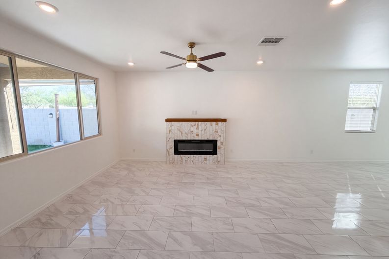 Photo 14 of 43 of 25582 W Euclid Ave, Buckeye, AZ