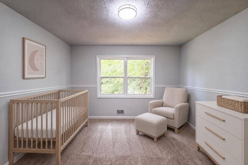 Photo 10 of 25 of 3691 Lavilla Dr, Powder Springs, GA