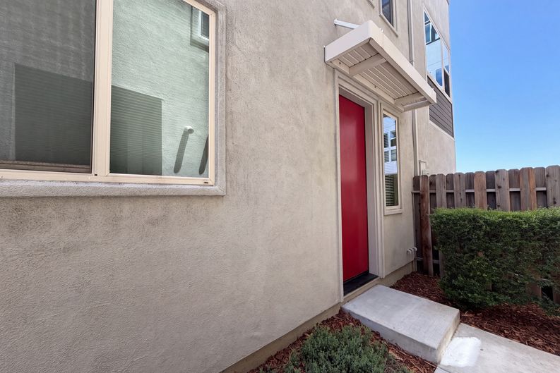 Photo 17 of 24 of 434 Crate Ave, Sacramento, CA