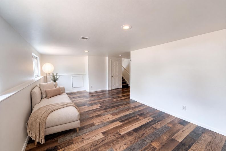 Photo 21 of 28 of 885 W 7th Avenue Dr, Broomfield, CO