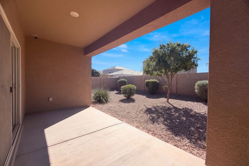 Photo 3 of 19 of 4757 E Rhodium Dr, San Tan Valley, AZ