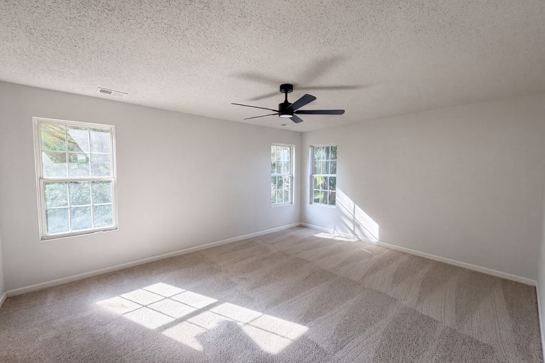 Photo 18 of 27 of 518 Glenfield Cir, Maryville, TN