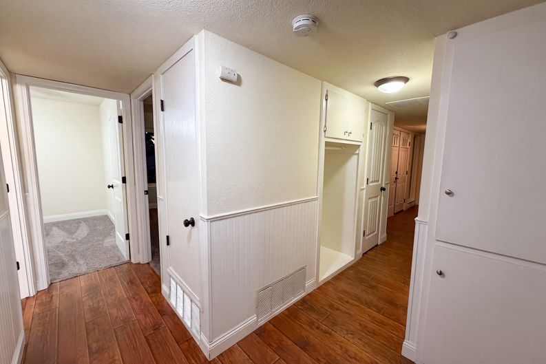 Photo 12 of 27 of 2605 Waterton Way, Sacramento, CA
