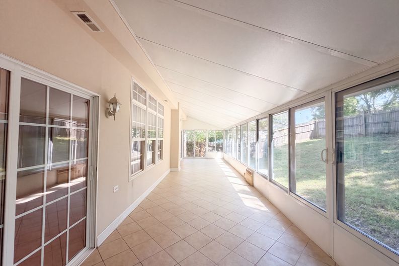 Photo 16 of 18 of 5328 Seaspray Ln, Raleigh, NC